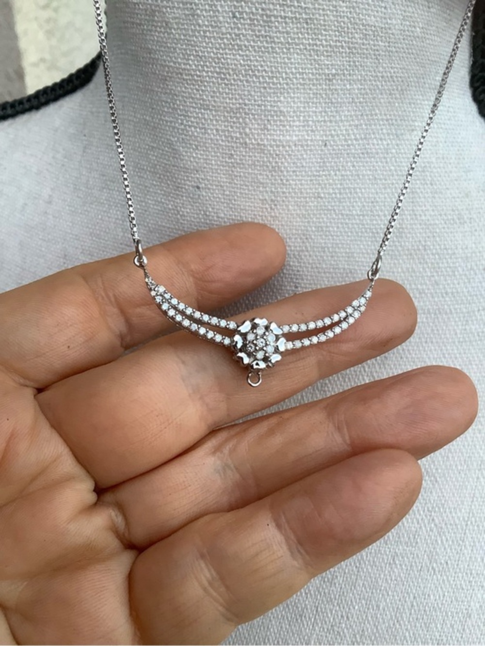 Sterling silver cubic zirconia floral 16” necklace